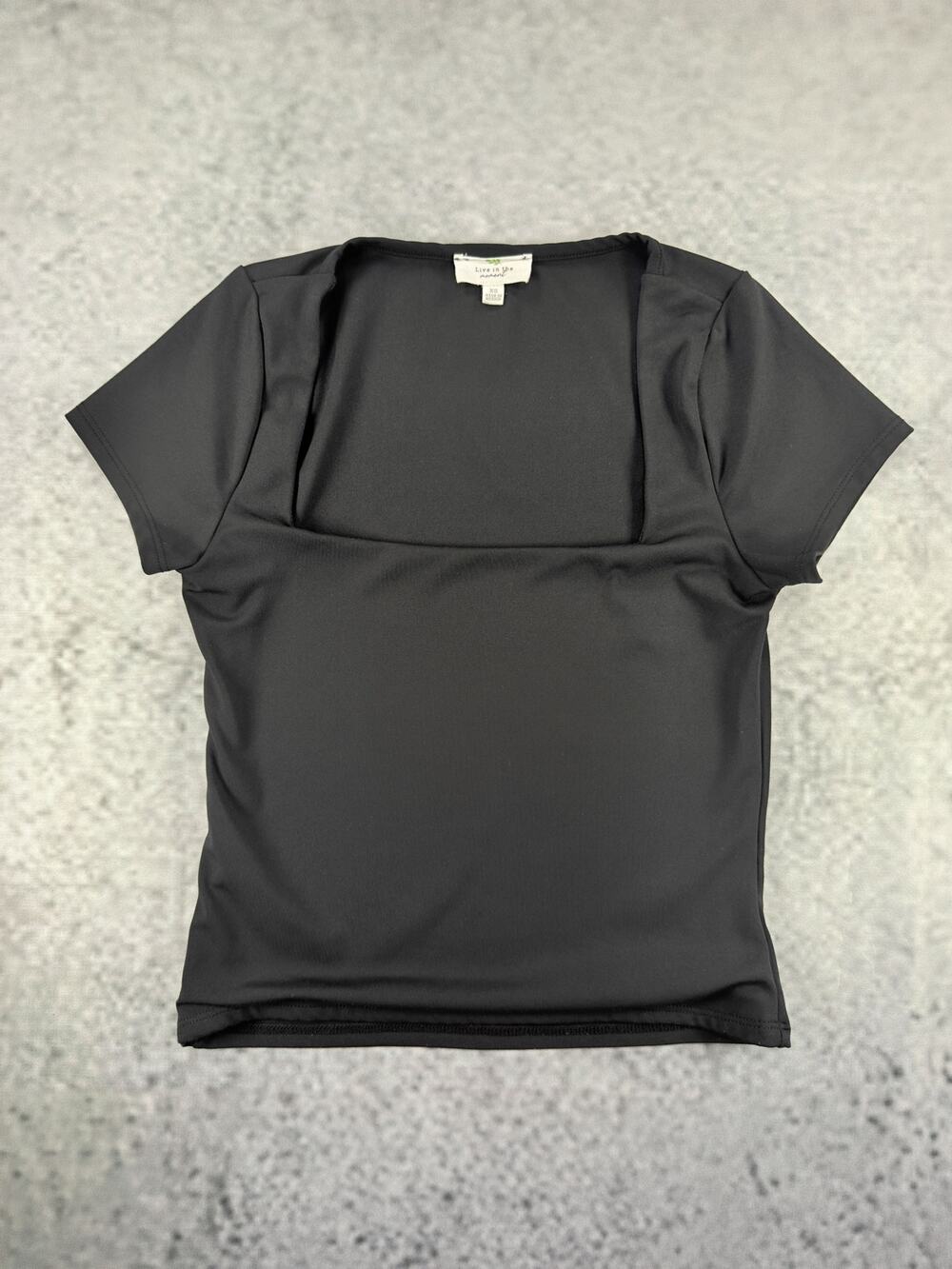 Live In The Moment Brand Square Neck Crop Top Black Size XS Fitted Short Sleeve